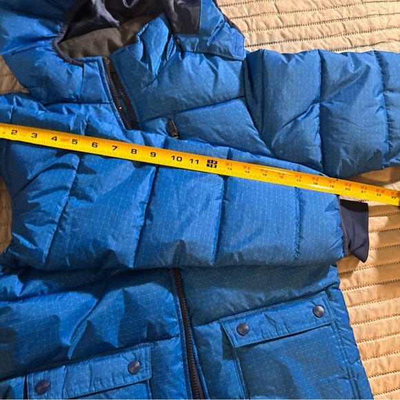 NWT H & M boys winter puffer ski jacket in blue size 10-11Y w/removable hood. - Picture 10 of 14